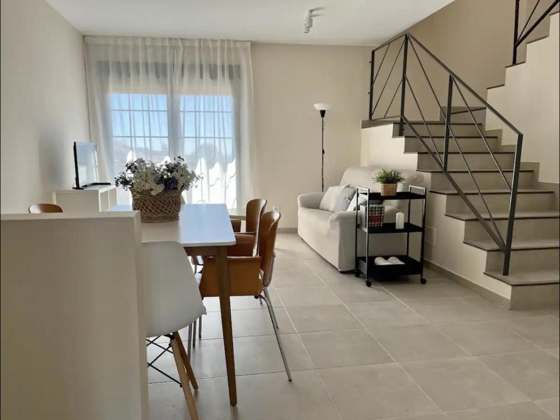 Apartamentos El Piquillo En Cadalso De Los Vidrios Exterior foto