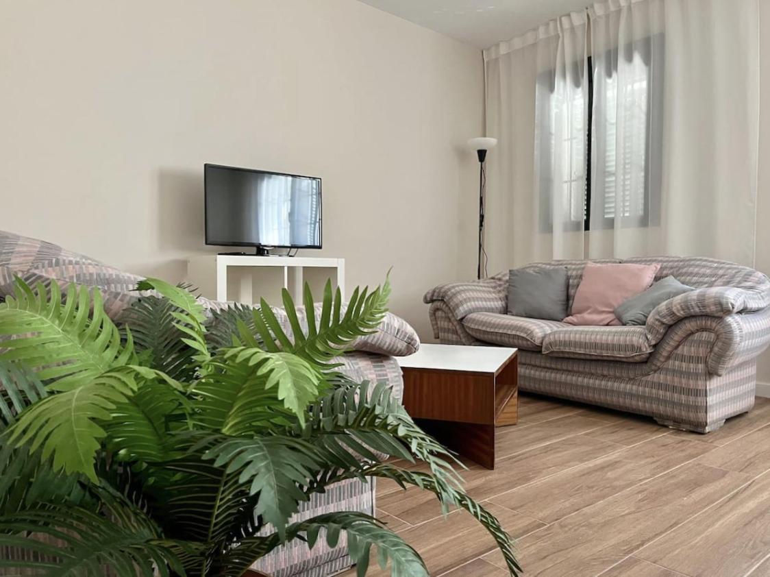 Apartamentos El Piquillo En Cadalso De Los Vidrios Exterior foto