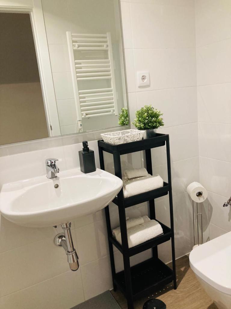Apartamentos El Piquillo En Cadalso De Los Vidrios Exterior foto